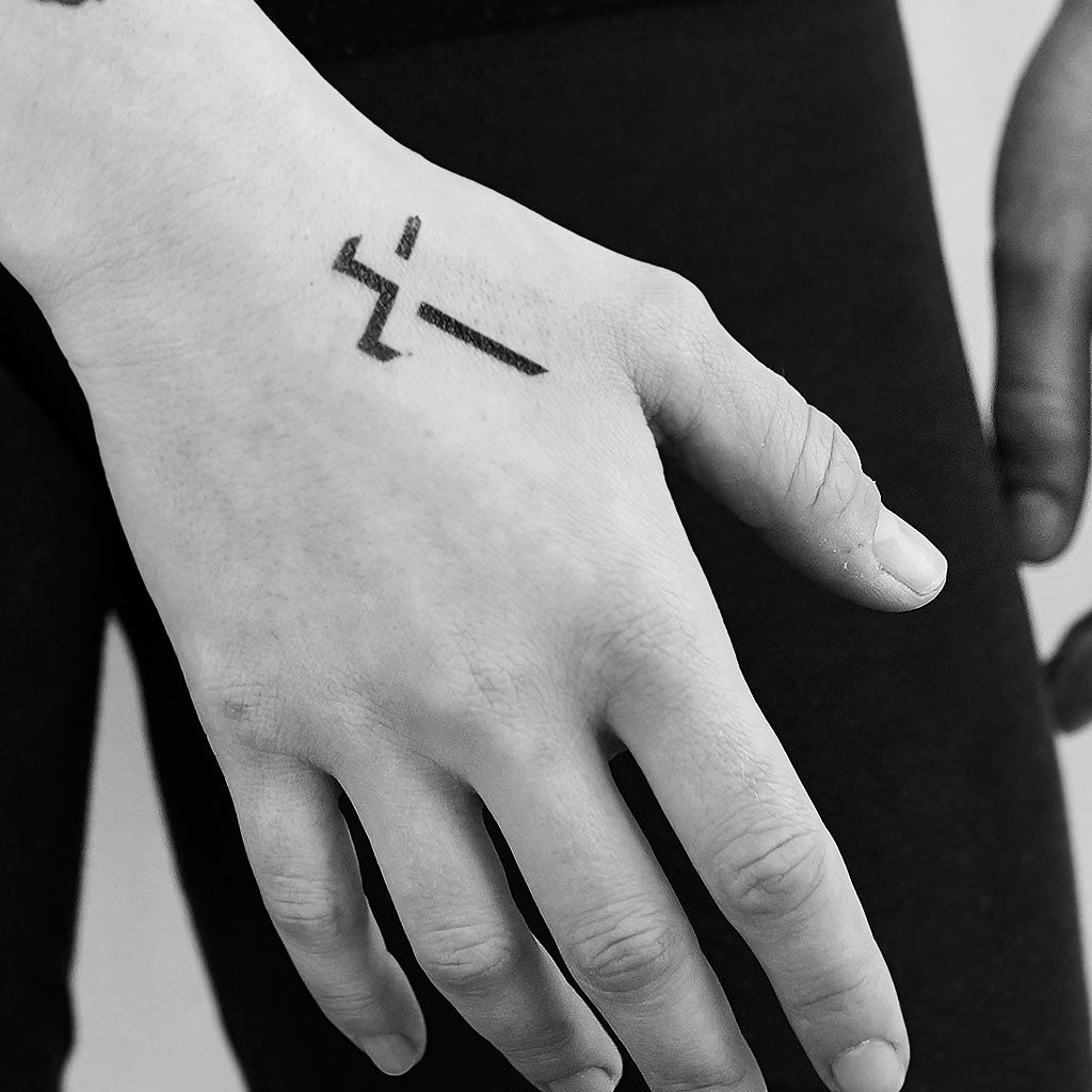 Bold Outline Cross Temporary Tattoo Set (2 tattoos) – TattooIcon